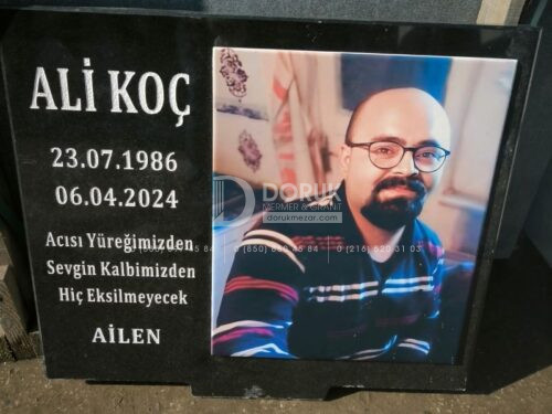 30x40cm Porselen Resimli Siyah Granit Mezar Taşı